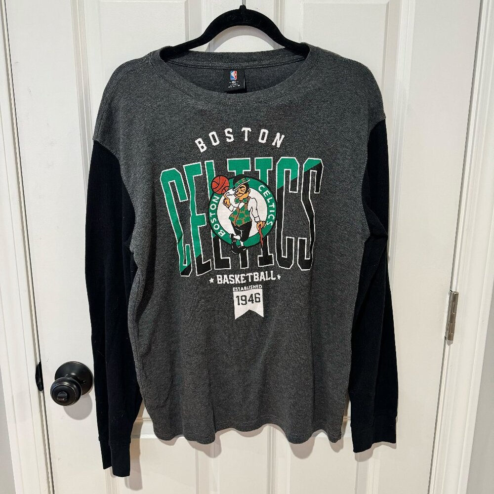 Celtics Long Sleeve Graphic Waffle Knit T‎ Shirt - Size Large